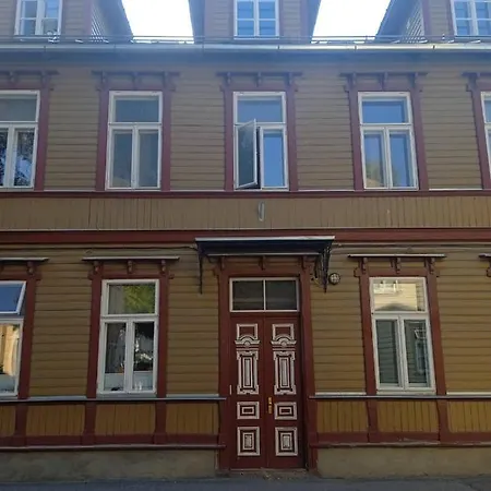 Hygge Home With Terrace - Charming Cottage-Style Apartment With Free Parking Friday Evening - Monday Morning Tartto Exterior photo